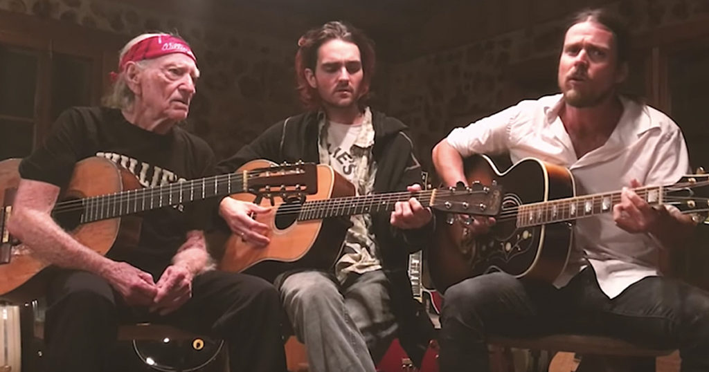 Willie Nelson And Sons Lukas And Micah Sing Turn Off The News 