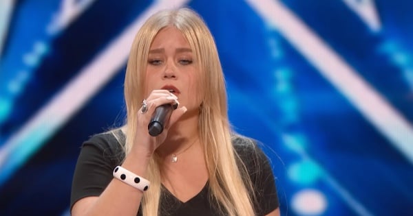 Ava Swiss, Singer On AGT, Survived School Tragedy & Now Stuns