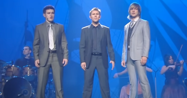 Celtic Thunder Performance of ‘Hallelujah’ is Moving